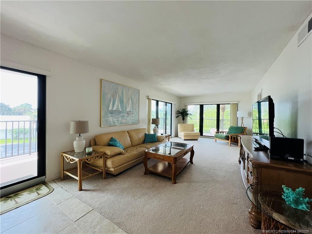 10044 S Ocean Drive, Unit 308, Jensen Beach, FL 34957 Photo