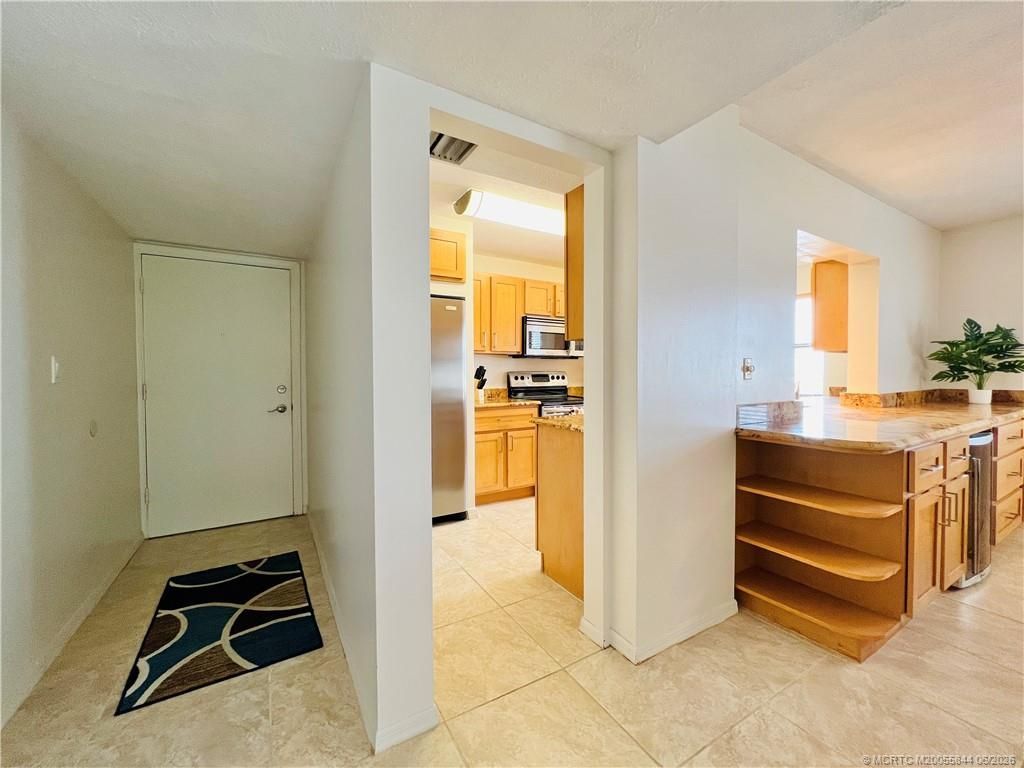 10044 S Ocean Drive, Unit 308, Jensen Beach, FL 34957 Photo