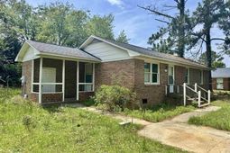 418 Magnolia Drive  photo 4