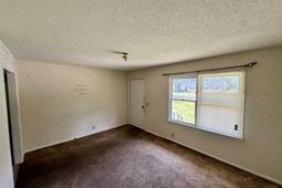 418 Magnolia Drive  photo 4