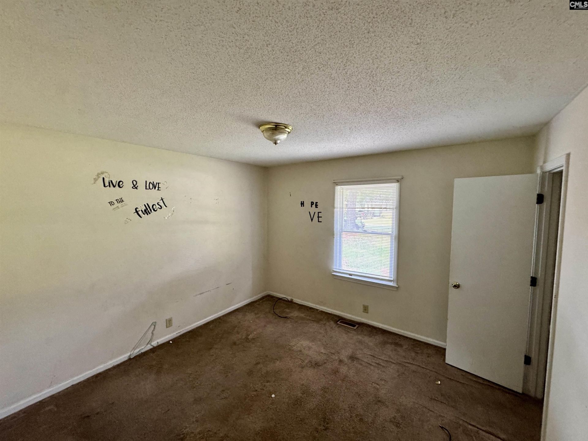 418 Magnolia Drive  Photo 8