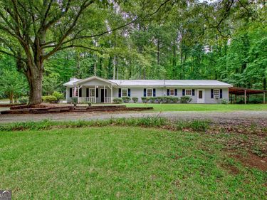 18 Glen Cannon Tr, Newnan, GA 30263