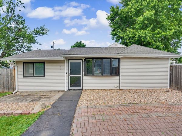 338 20th Street NW, Cedar Rapids, IA 52404