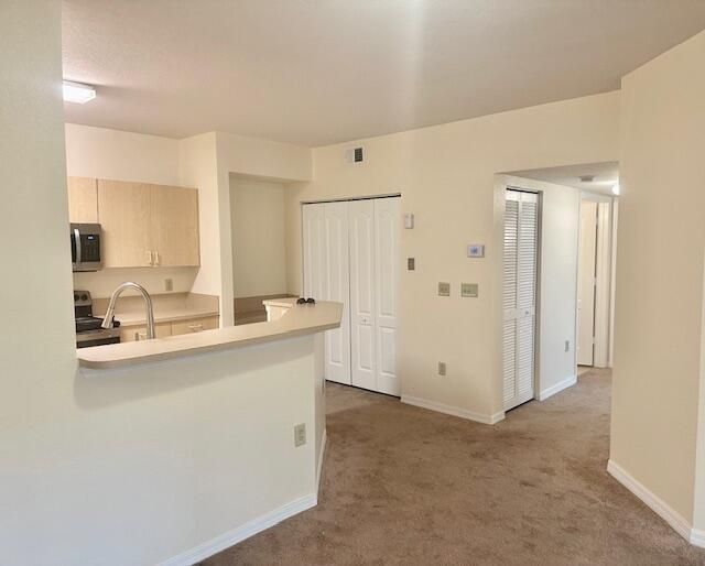 116 SW Peacock Boulevard, Unit 9-102, Port Saint Lucie, FL 34986 Photo