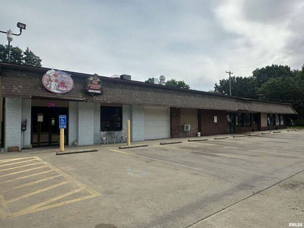 715 N 14TH Street, Murphysboro, IL 62966
