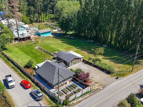 2817 Crozier Rd , Chemainus, BC V0R 1K5