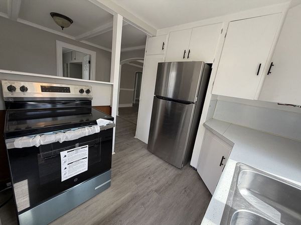 93 Friend Street, Unit 2, Amesbury, MA 01913