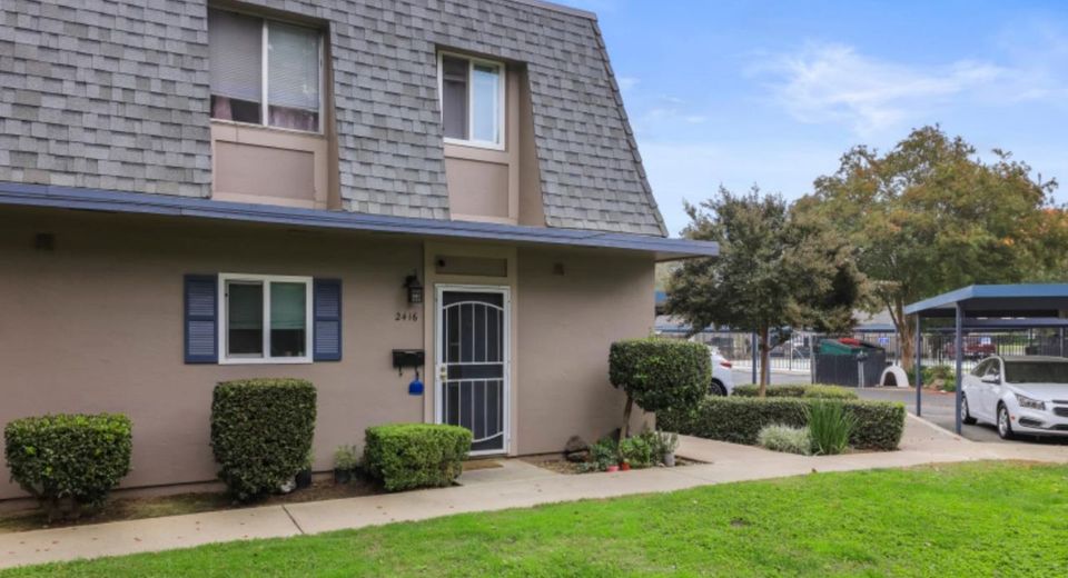 2416 W Turner Rd, Lodi, CA 95242 Photo