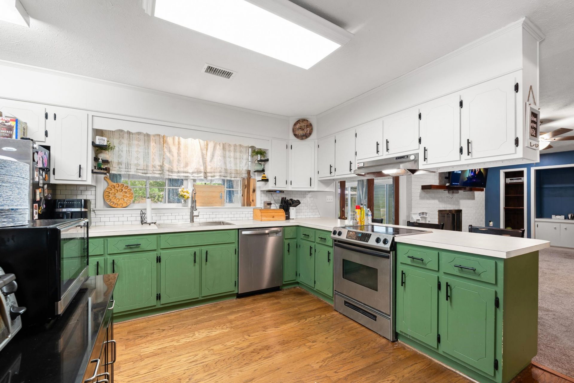 410 Paul St.  Photo 12