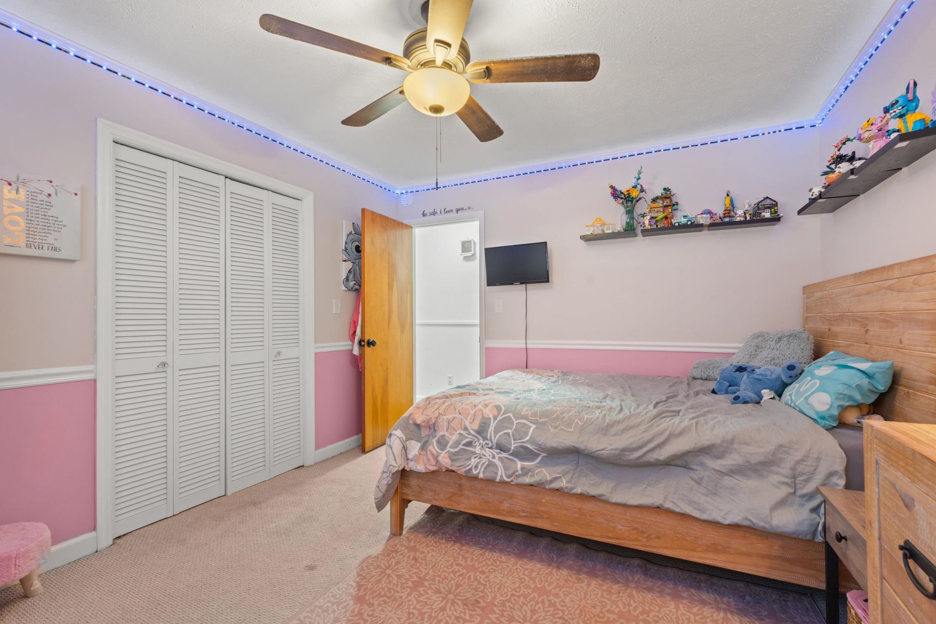 410 Paul St.  Photo 30