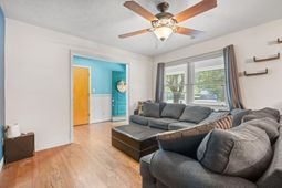 410 Paul St.  photo 4