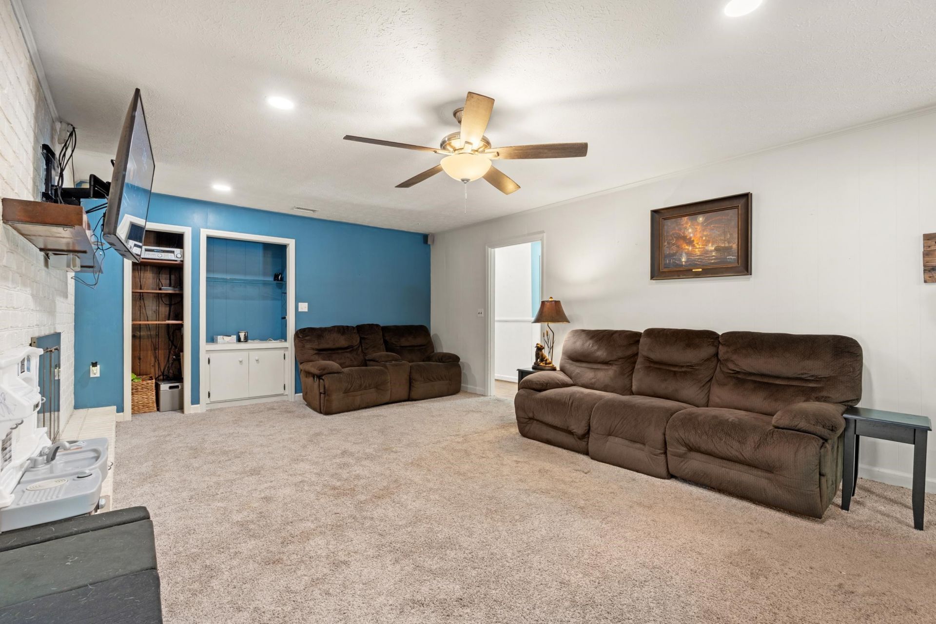 410 Paul St.  Photo 9