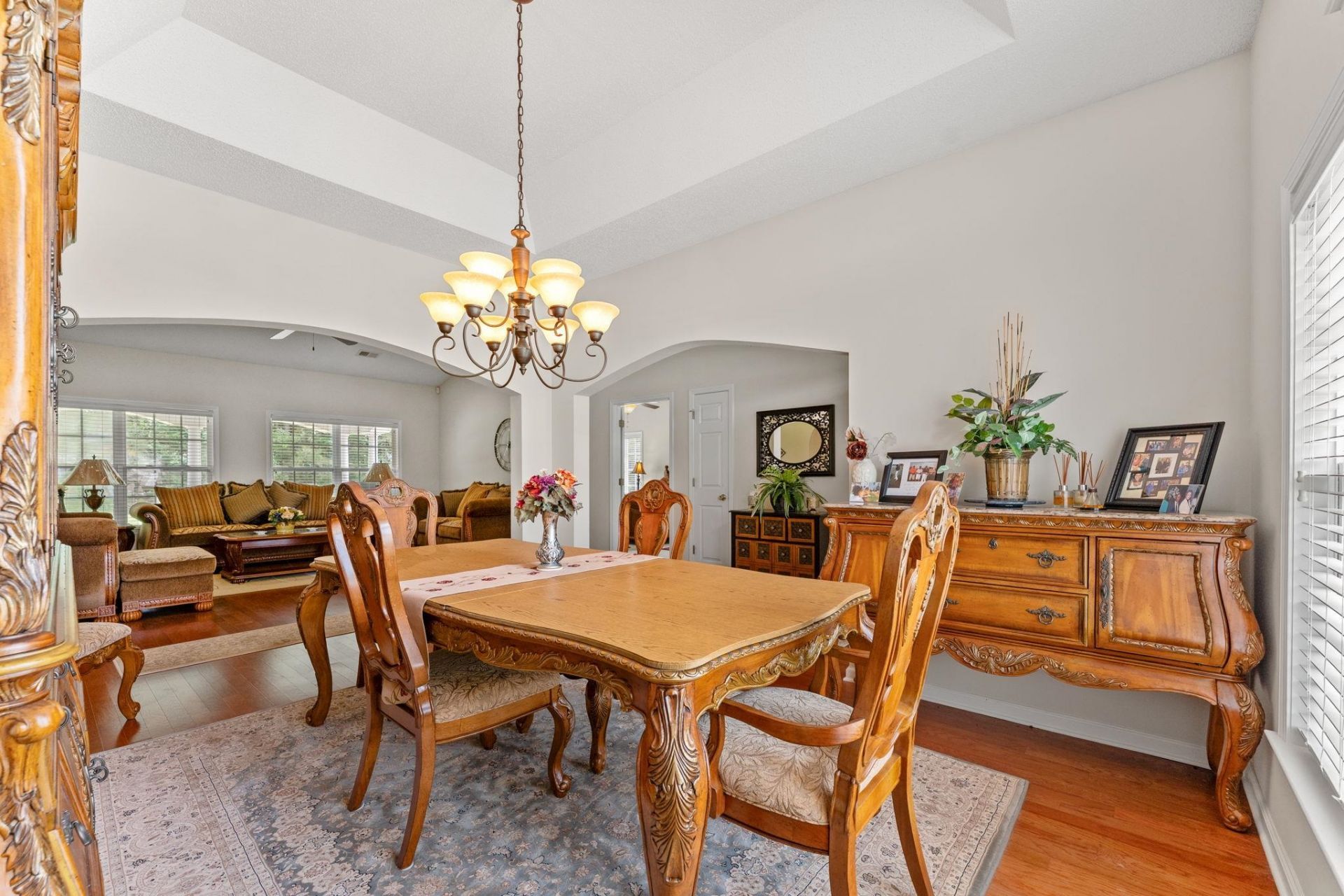 133 Maiden Ln.  Photo 26