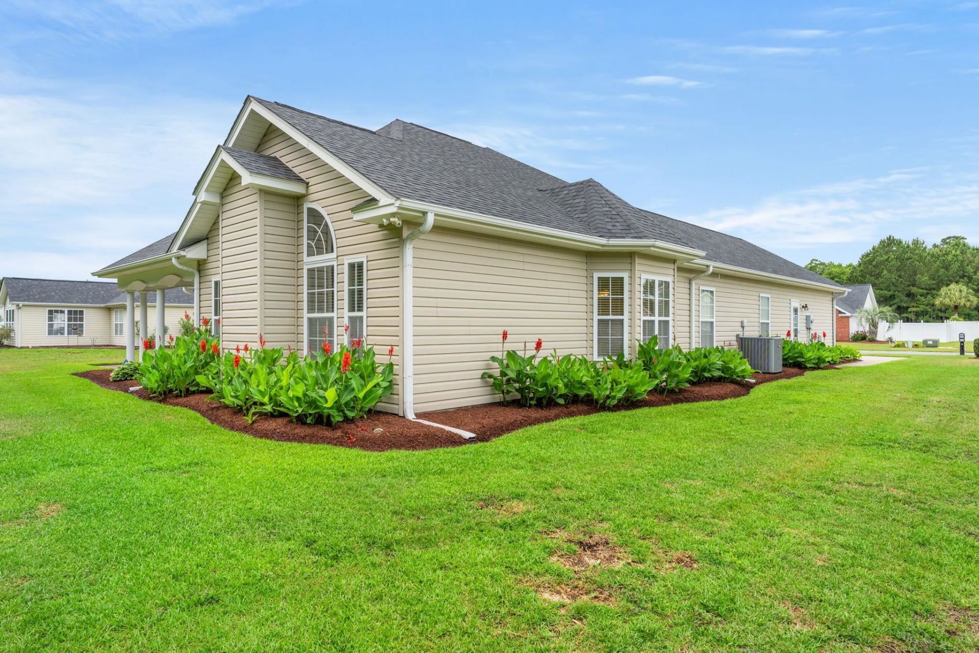 133 Maiden Ln.  Photo 41