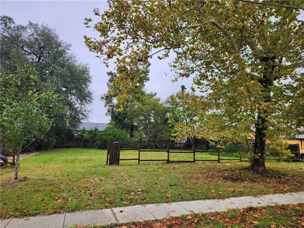 4567 MARK TWAIN Drive , New Orleans, LA 70126