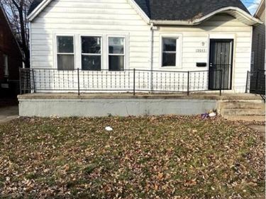 19643 Cliff Street, Detroit, MI 48234
