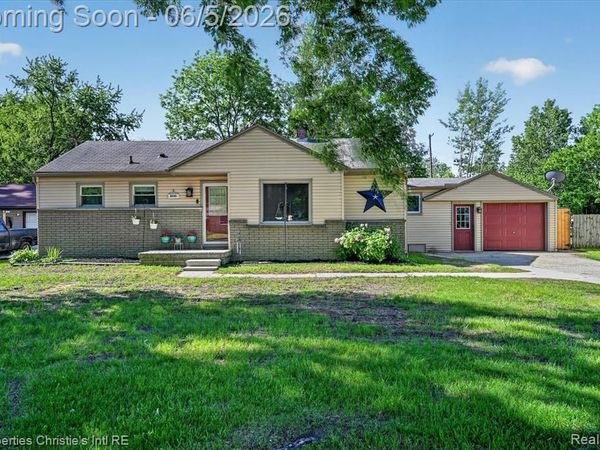 39185 Chase Street, Romulus, MI 48174