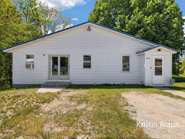 6627 2nd Street, Holton, MI 49425