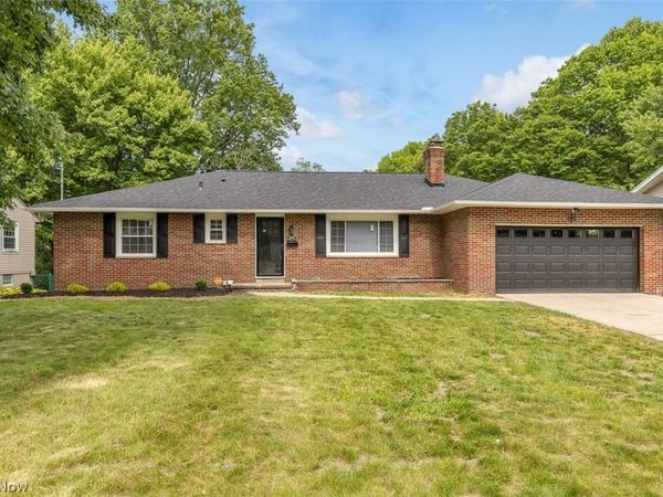 2429 Thurmont Road , Akron, OH 44313