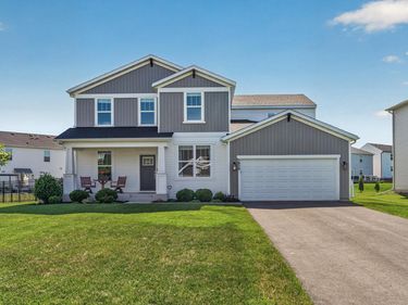 5850 Walnut Grove Lane N, Plymouth, MN 55446