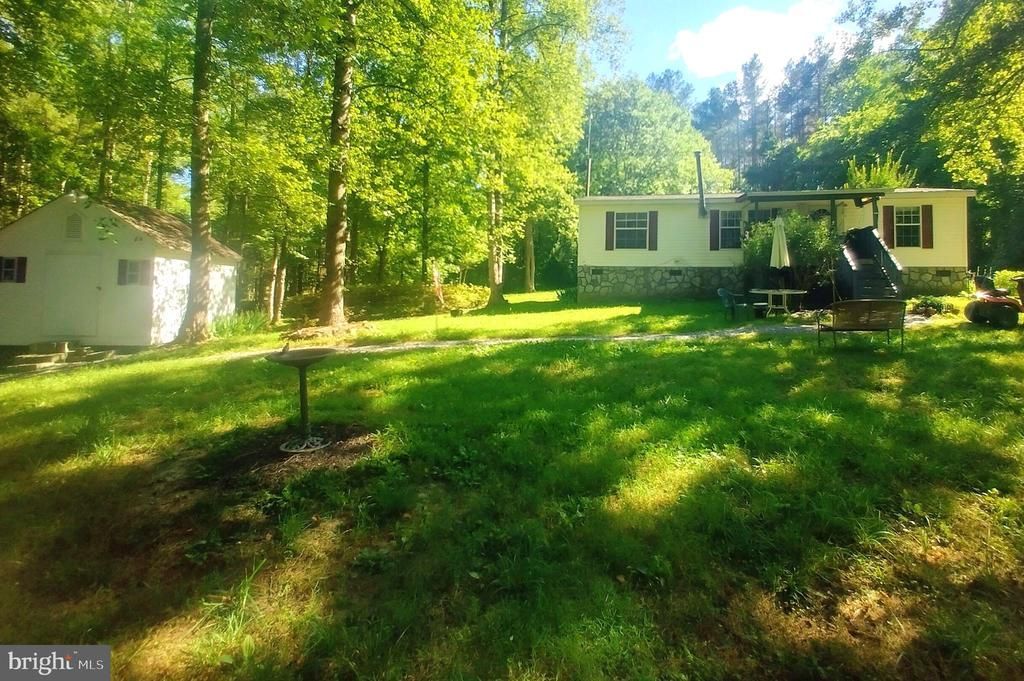 316 COLES CREEK LANE, NEW CANTON, VA 23123