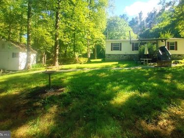 316 COLES CREEK LANE, NEW CANTON, VA 23123