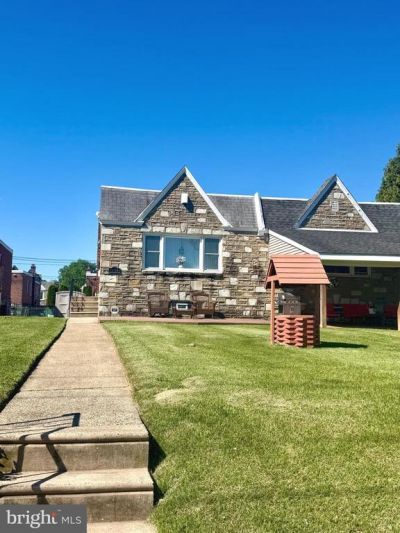 1606 Fox Chase Road, Philadelphia, PA 19152 Main Photo