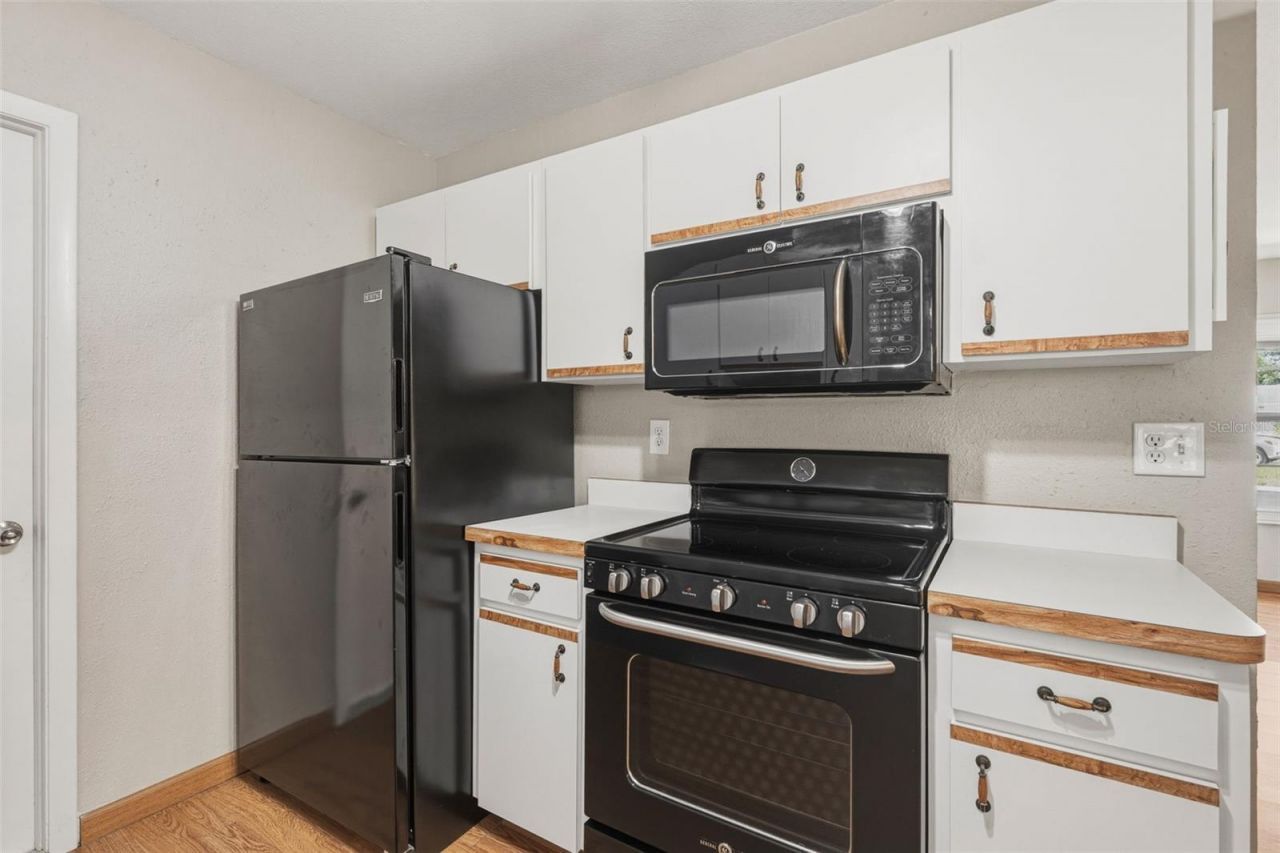 8460 Pickwick Road , North Port, FL 34287 Photo