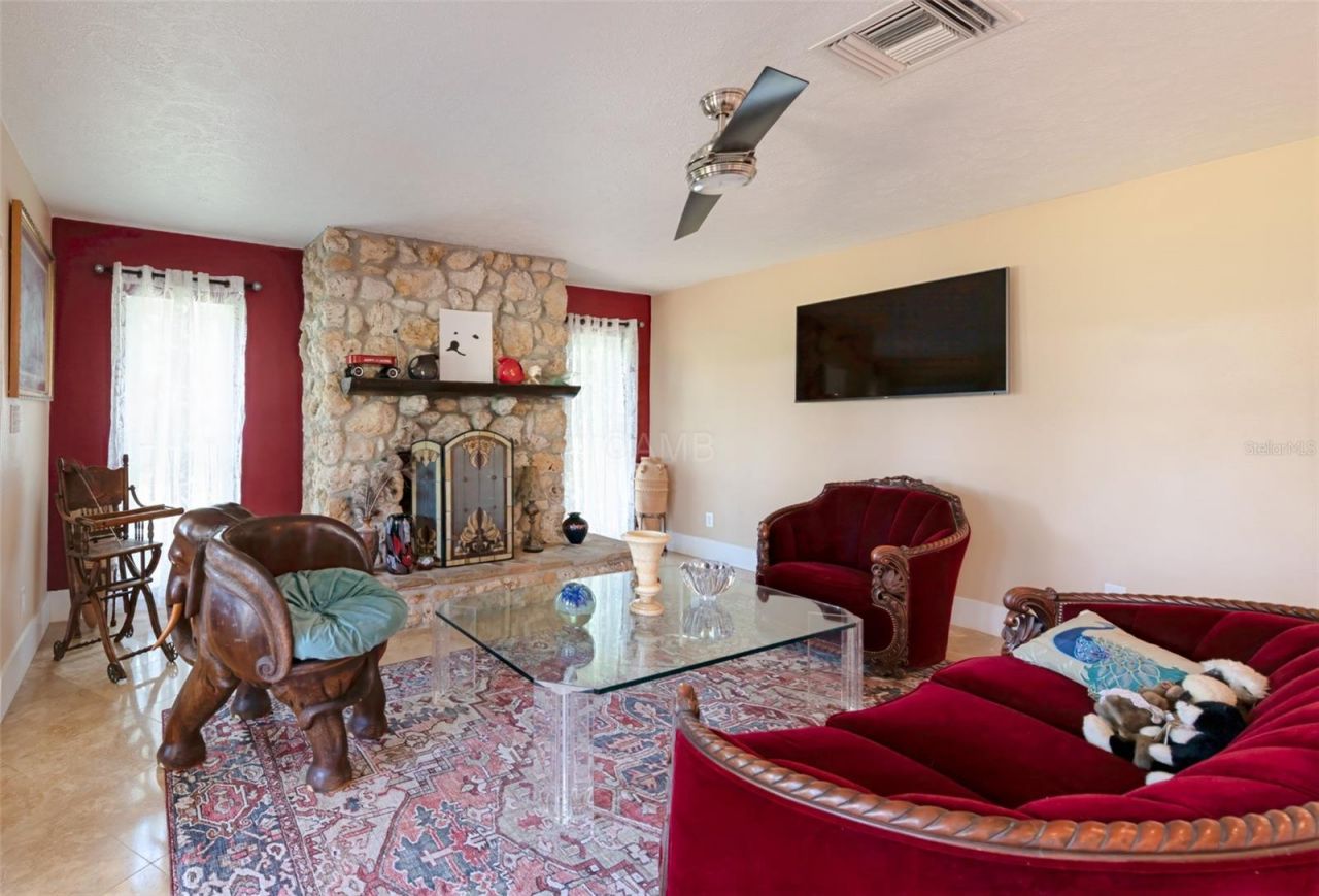 11580 W Dixie Shores Drive, Crystal River, FL 34429 Photo