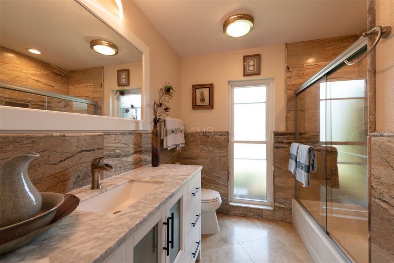 11580 W Dixie Shores Drive, Crystal River, FL 34429 Photo