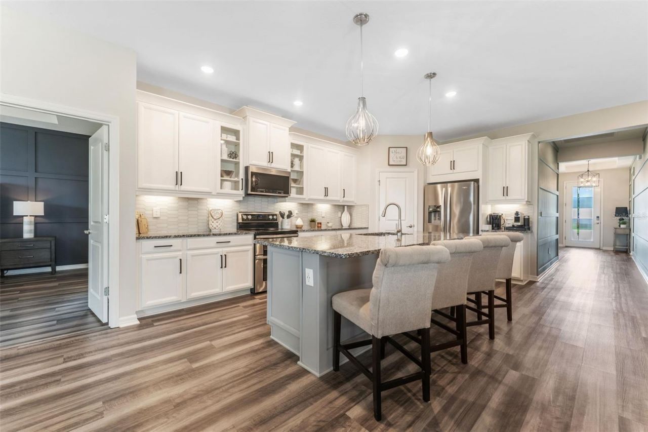34315 Radley Way , Wesley Chapel, FL 33545 Photo