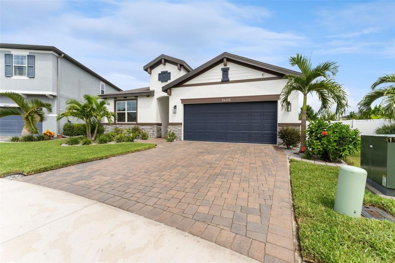 34315 Radley Way , Wesley Chapel, FL 33545 Photo