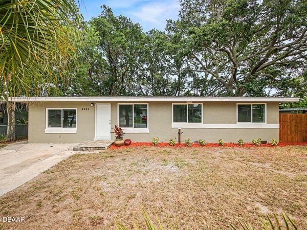 1121 Berkshire Road, Daytona Beach, FL 32117
