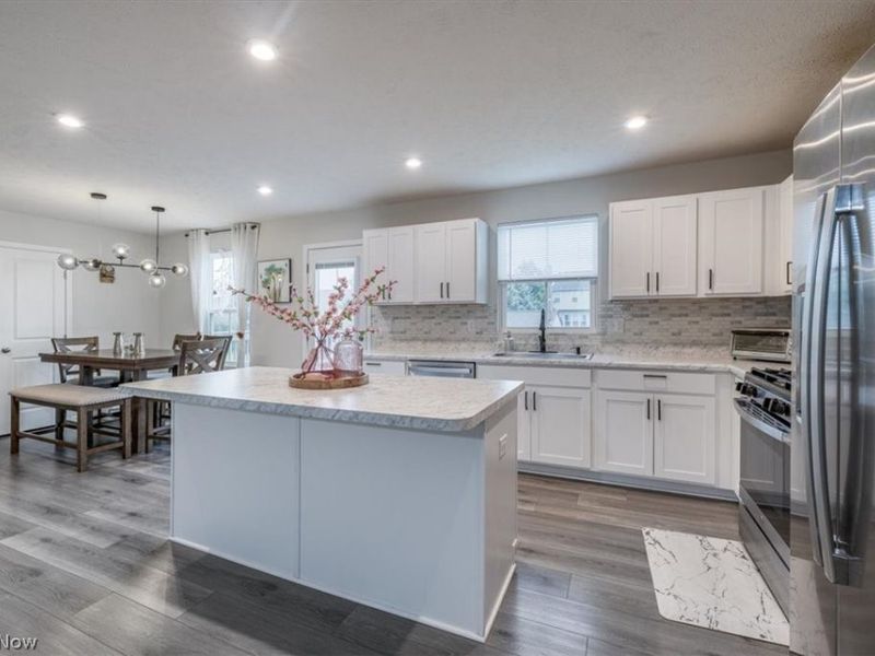 4784 Olivia Way, Lorain, OH 44053 Photo 7