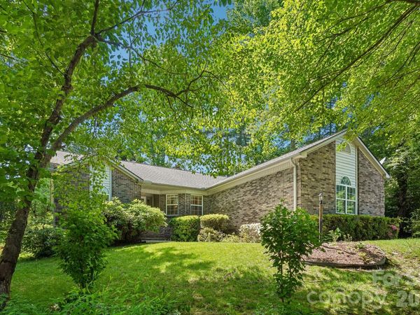 7 St. Andrews Drive , Etowah, NC 28729