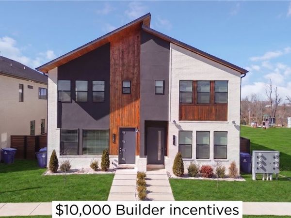 1149 NE Monroe Street , Bentonville, AR 72712