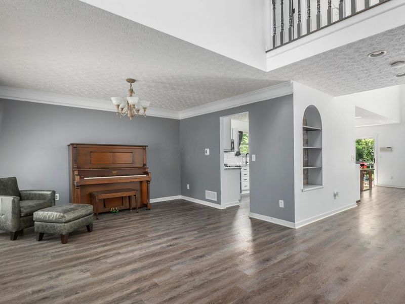 141 Rivers Edge Way, Columbus, OH 43230 Photo 5