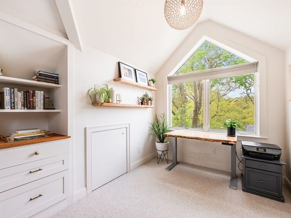 43 Goldsmith St, Unit 3, Boston, MA 02130