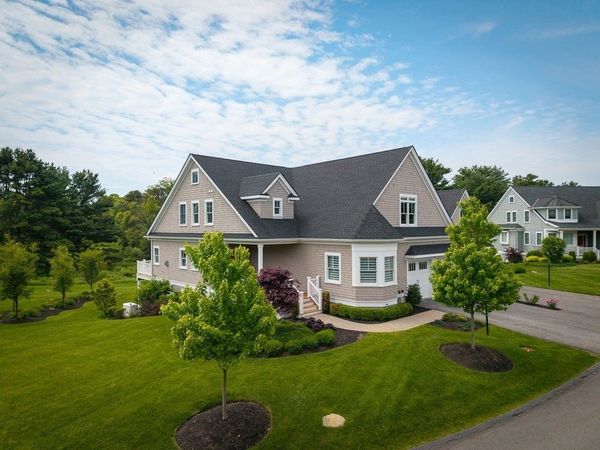 8 Pine Hill Road, Unit 8, Wenham, MA 01984