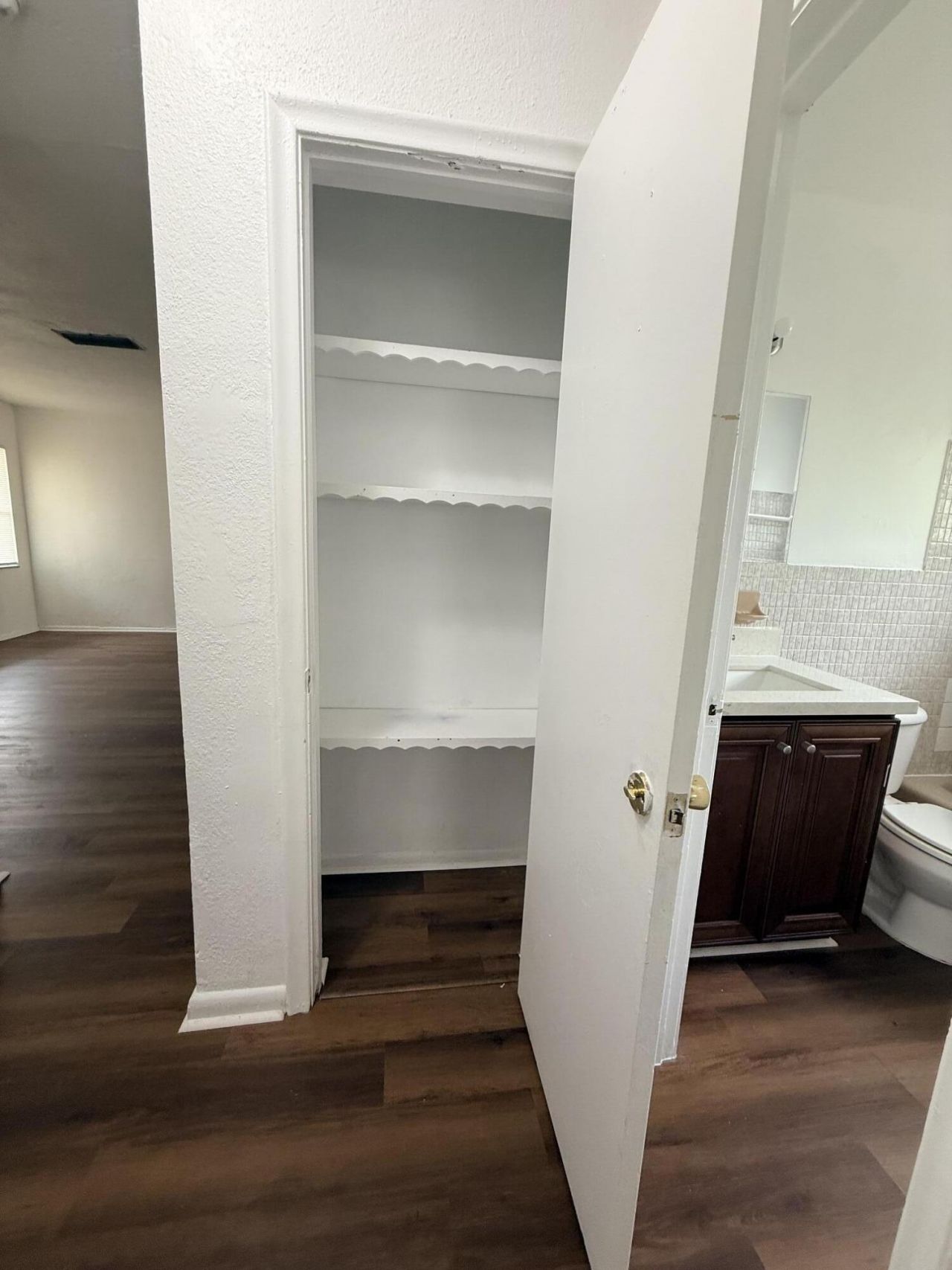 4001 NW 31st Avenue, Unit 4, Lauderdale Lakes, FL 33309 Photo