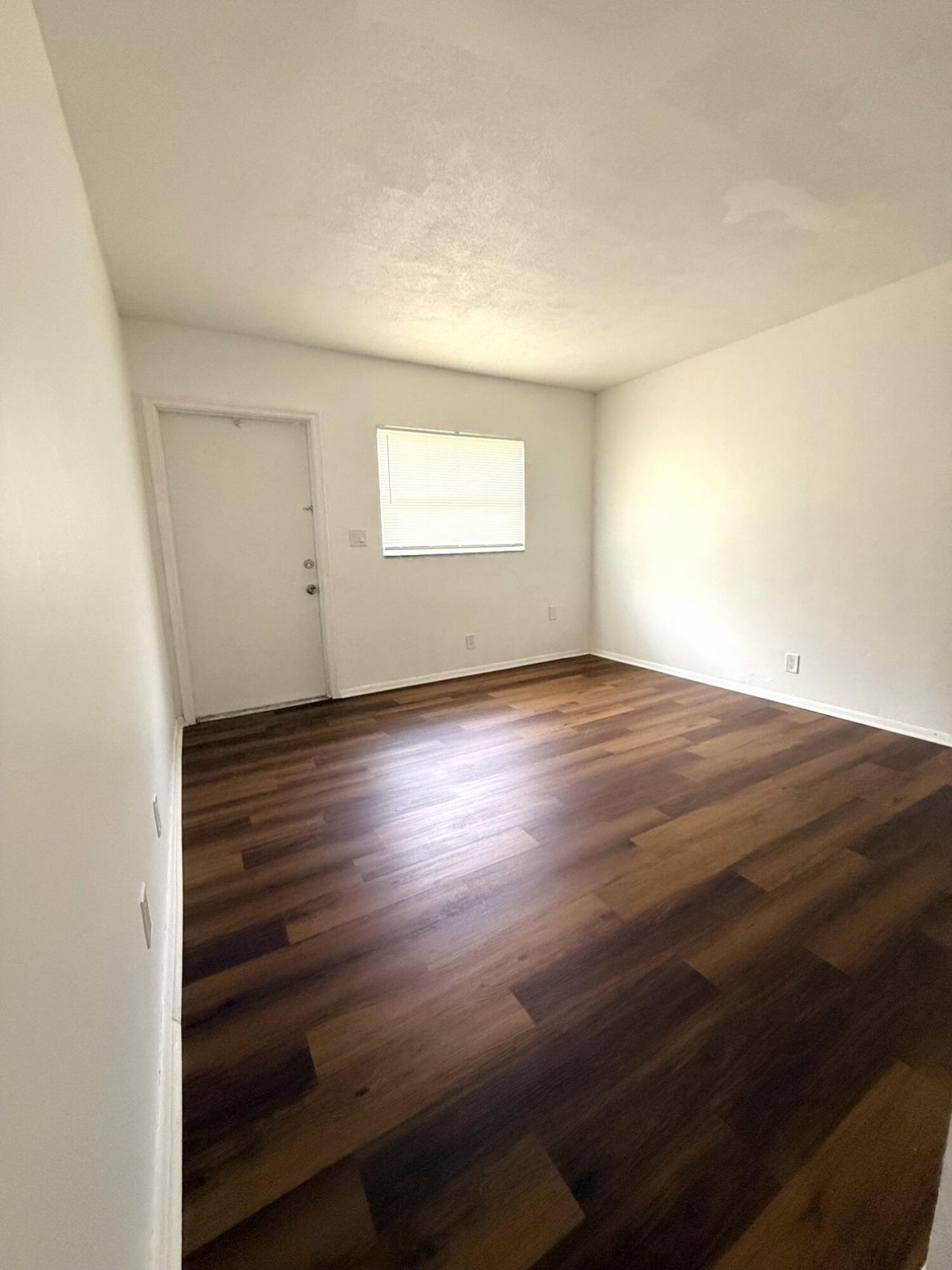 4001 NW 31st Avenue, Unit 4, Lauderdale Lakes, FL 33309 Photo