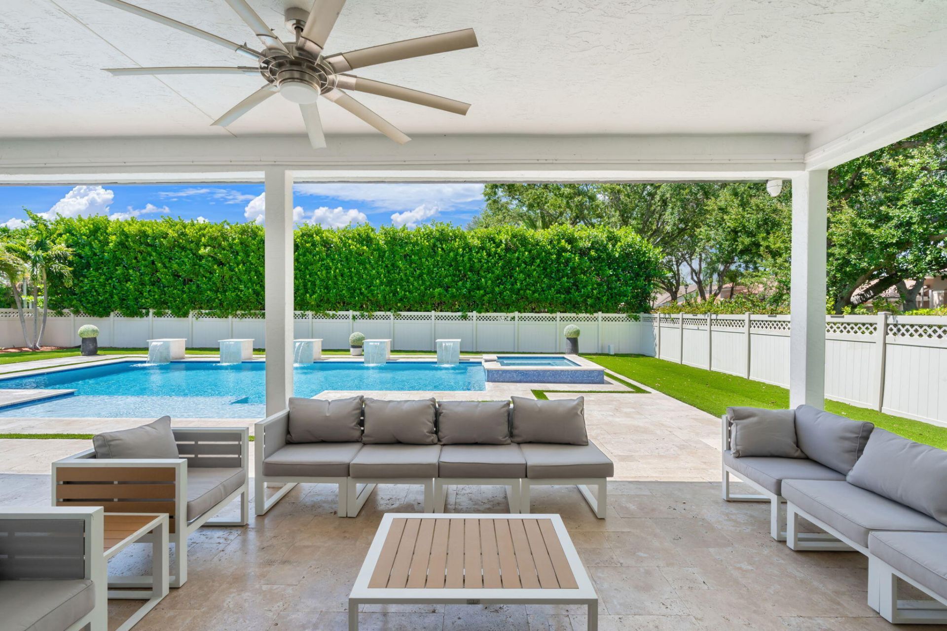 1254 NW 102nd Way, Coral Springs, FL 33071 Photo