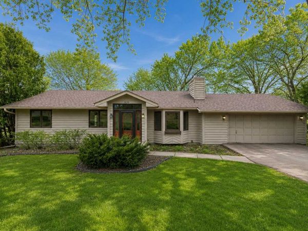 8030 81st Street , Victoria, MN 55386