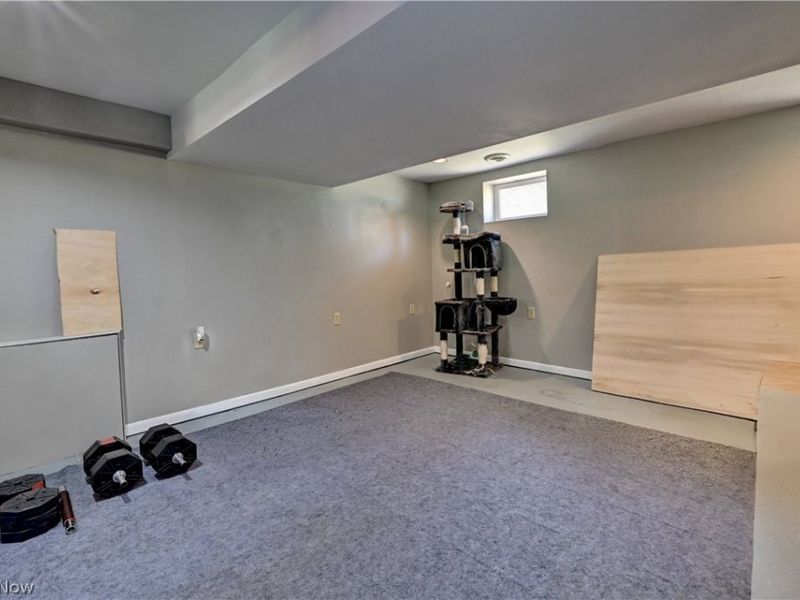 110 8th Street SW, New Philadelphia, OH 44663 Photo 15