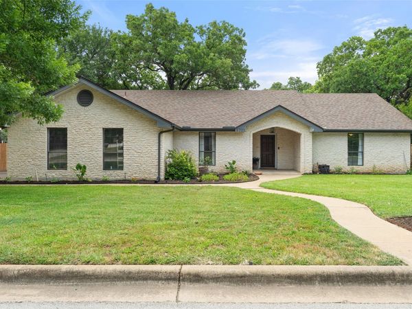 3701 Indian Point DR, Austin, TX 78739