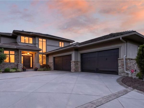 6009 W 137th Street, Overland Park, KS 66223