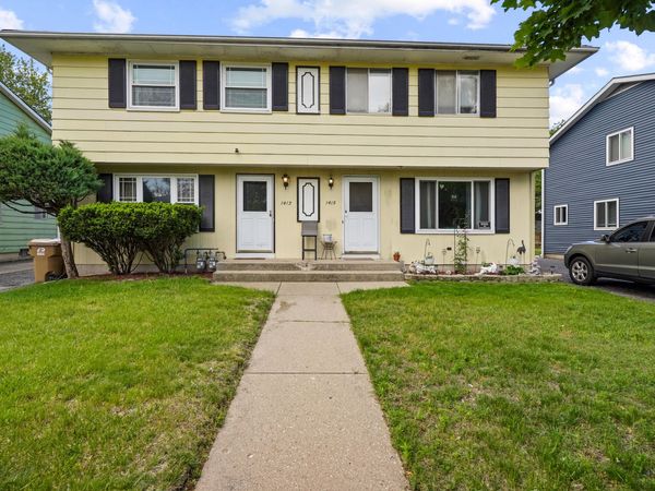 1413 87TH Pl, Kenosha, WI 53143