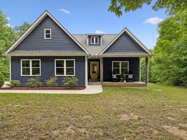 967 Walden Drive, Signal Mountain, TN 37377