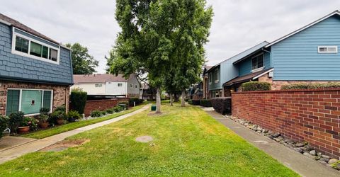 4032 Oak Villa Cir, Carmichael, CA 95608 Photo