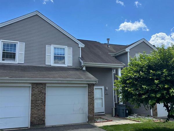 28 Renaissance Lane , New Brunswick, NJ 08901